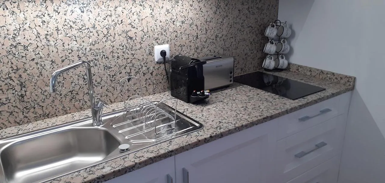 Lovely New House - Guests Apartments Portugal